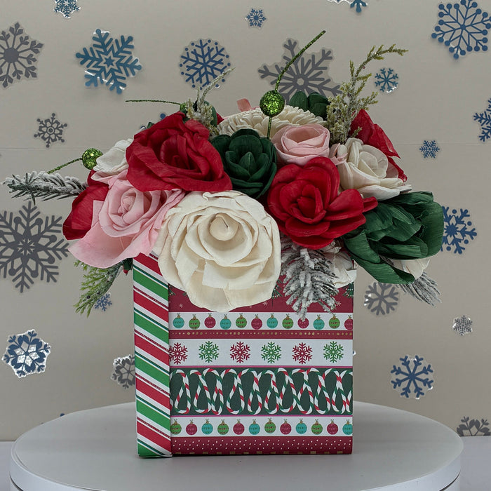 Santa's Present Helpers! - Holiday Decor