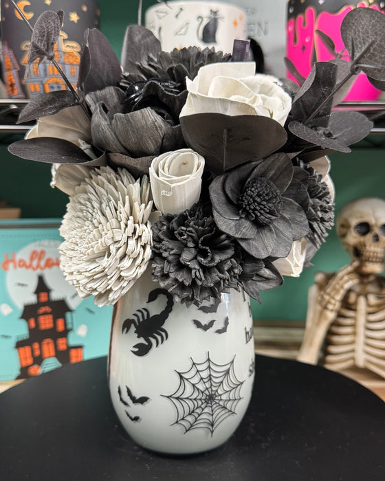 I Don't Bury Hatchets! - Halloween Decor
