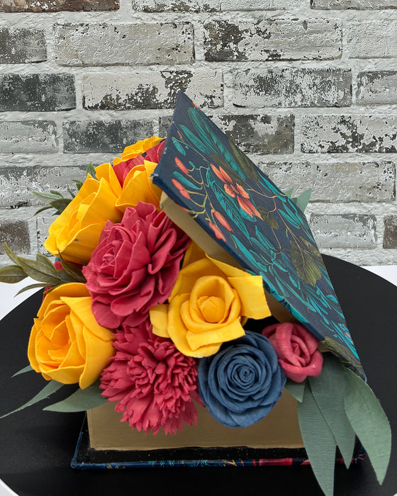 Bookworm's Bouquet! - Bouquet Book
